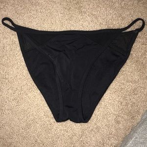 Topshop v bikini bottom black size 2